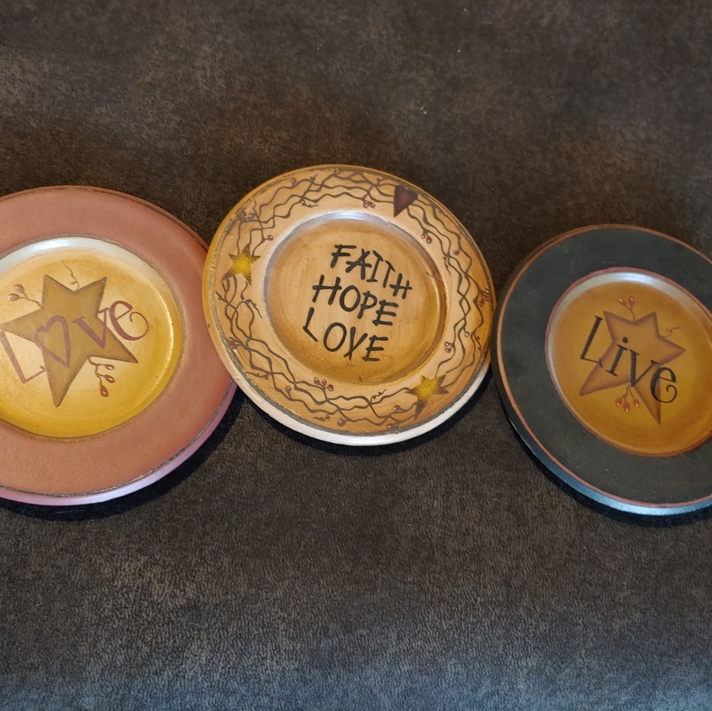 Primitive plates
